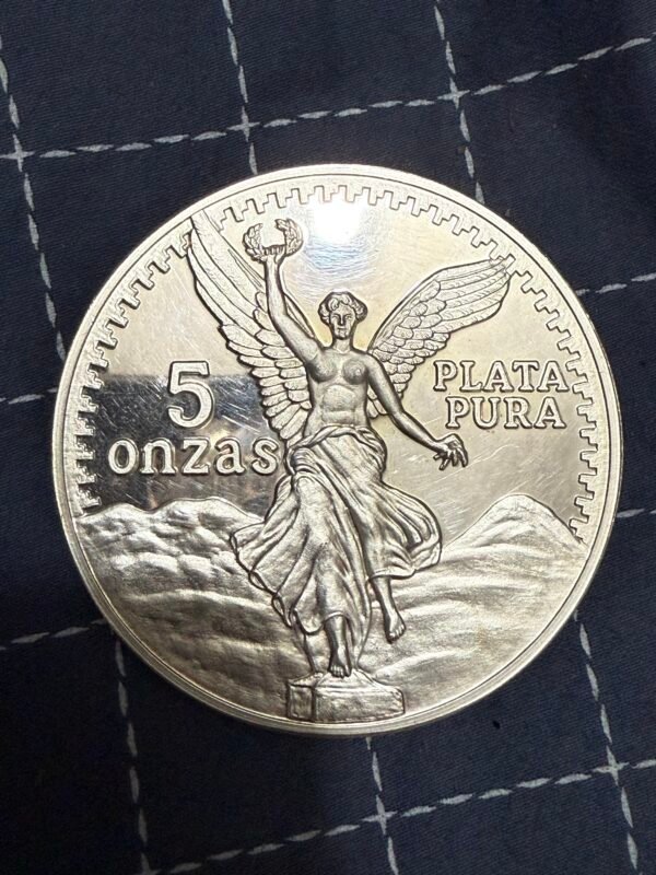 Medallón 5 Onzas Plata Pura con diseño del ángel de la independencia - Image 2