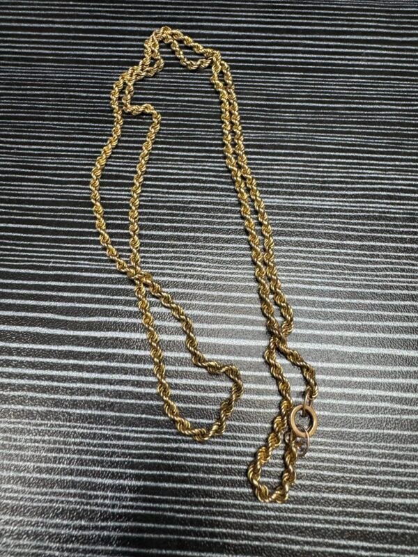 Collar torsal de oro 10K 15.6gr 64cm de largo