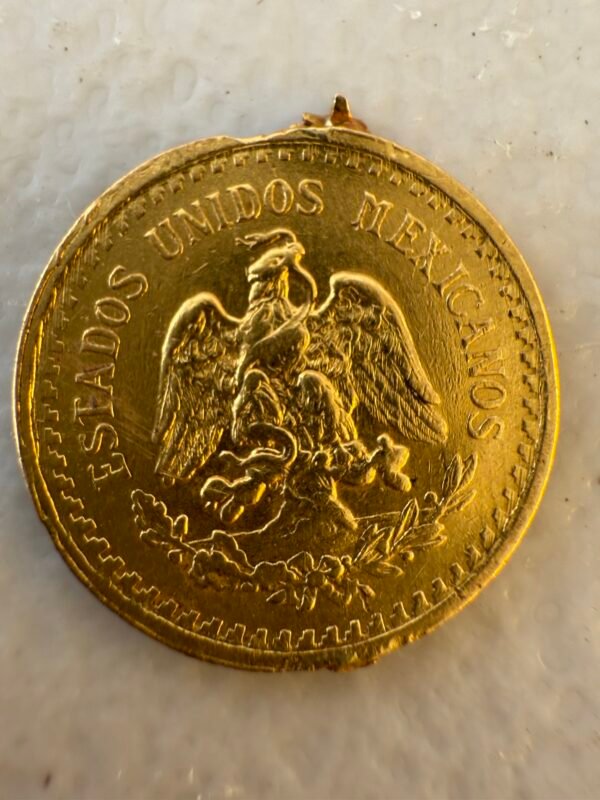 $2.5 Pesos Oro Ley .900 1945 Hidalgo Dos y Medio - Image 3