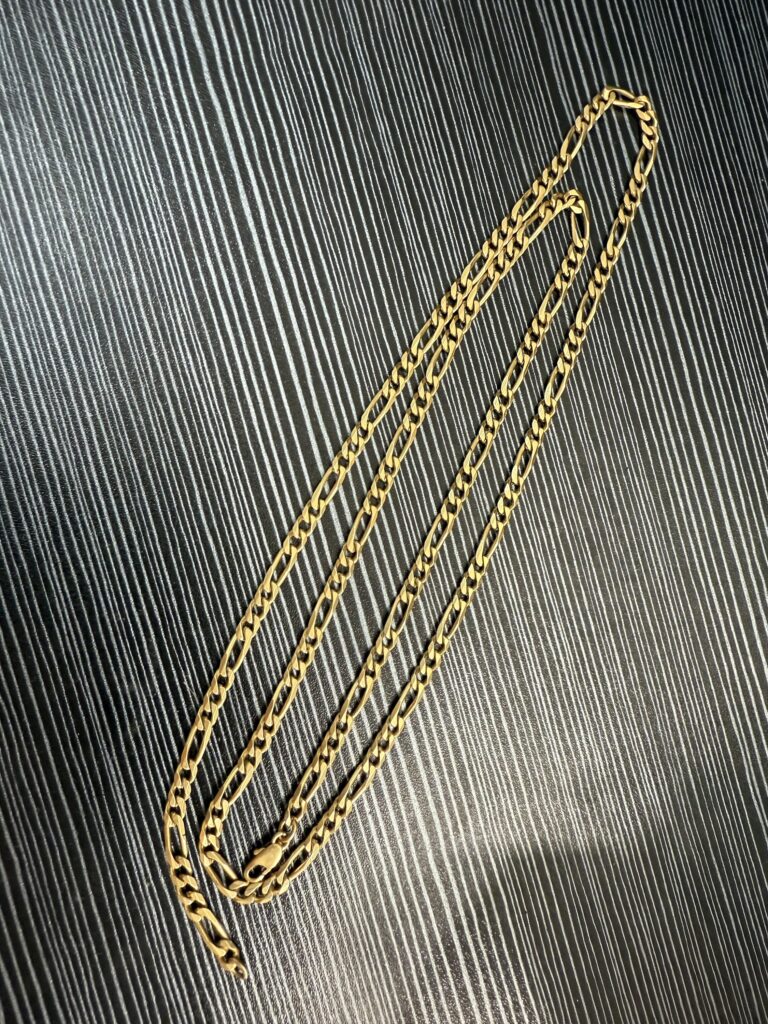 Inicio TodoPrecio.com 10 Cadena Fígaro 3x1 de oro 18k 91cm 0.5cm 61.2 gr