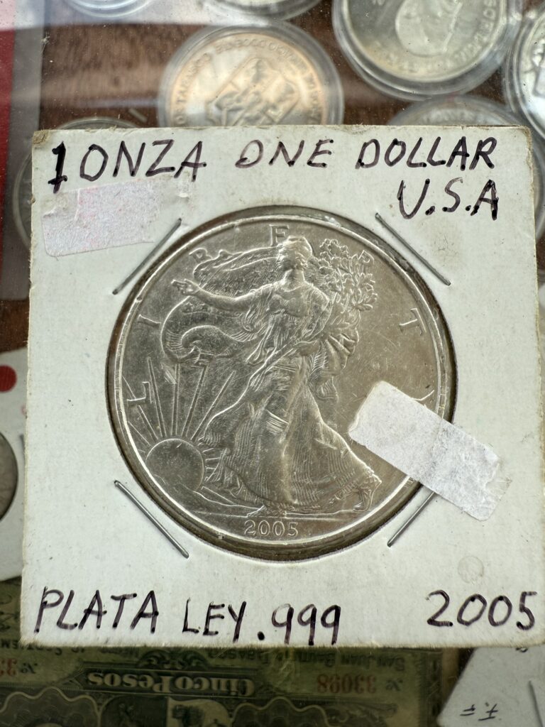 Inicio TodoPrecio.com 32 1 Onza Plata Pura .999 Walking Liberty $1 Dólar Americano Estados Unidos USA Año 2005