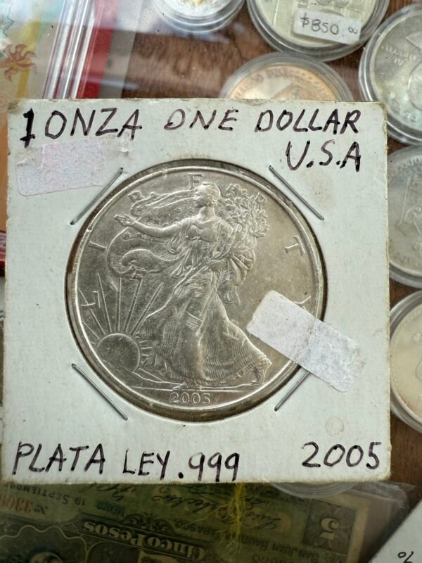 1 Onza Plata Pura .999 Walking Liberty $1 Dólar Americano Estados Unidos USA Año 2005 - Image 3