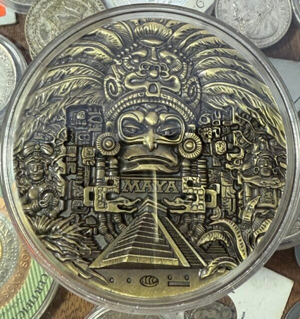 Medallón 4” Guerrero Maya | Calendario Azteca - Image 3