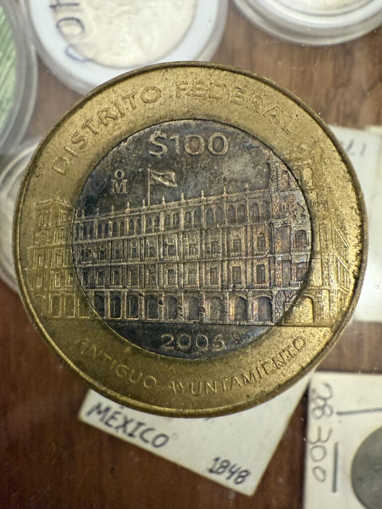 Inicio TodoPrecio.com 37 $100 Pesos Distrito Federal 2004 Mo. Plata .925 Antiguo Ayuntamiento