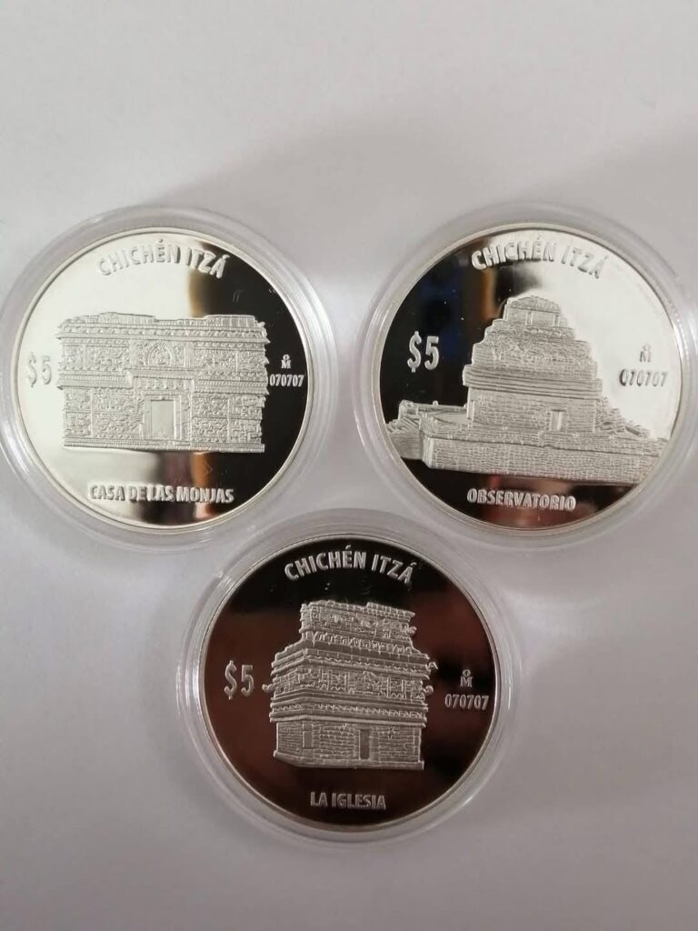 Inicio TodoPrecio.com 20 Set Medallas Proof UNC Chichén Itzá 2007 | Casa de las monjas | Observatorio | La Iglesia