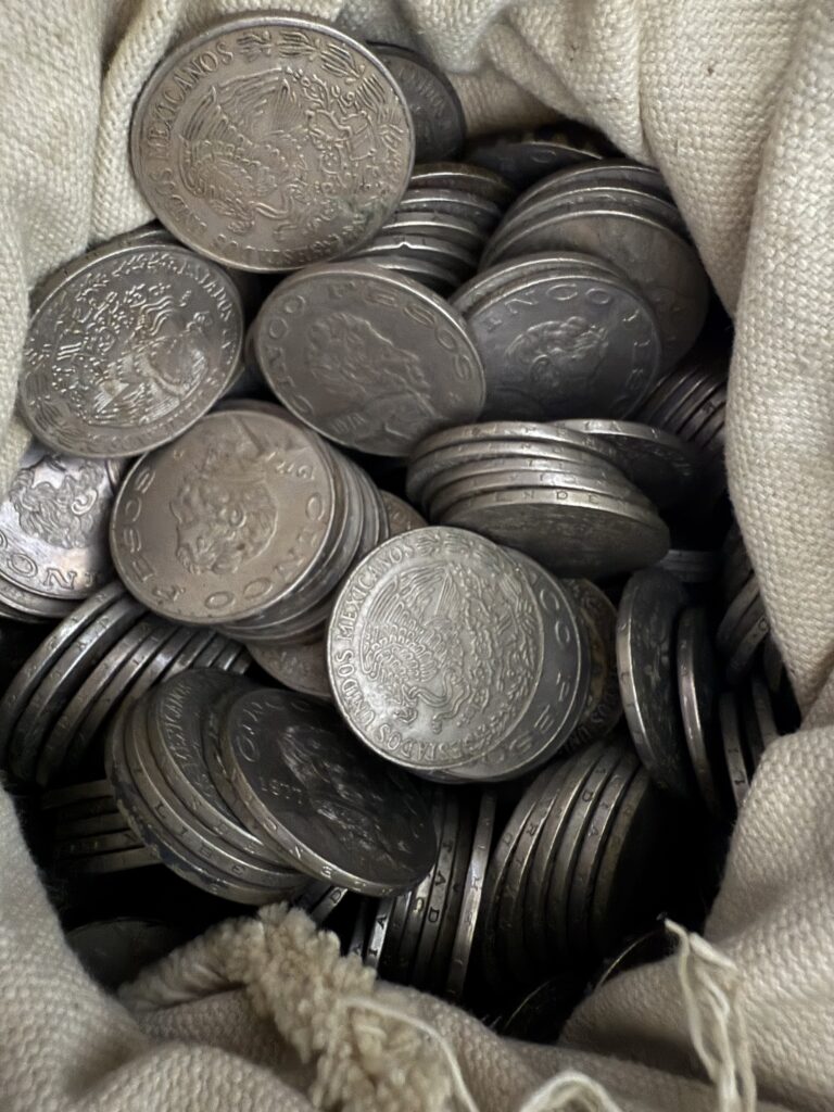 Inicio TodoPrecio.com 12 1 Kilo de Monedas de Níquel Mexicanas | 5 Pesos Vicente Guerrero