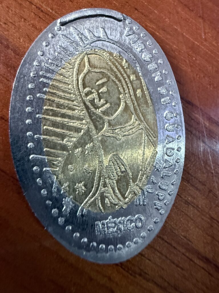 Ofertas 🔥 34 Souvenir Virgen de Guadalupe México