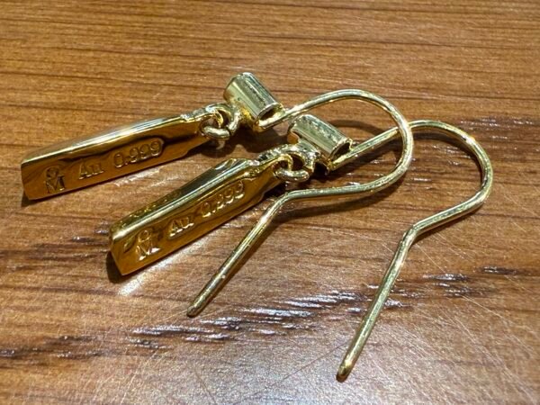 Aretes de Oro Ley Au .999 24k Lingote Marca Mo.