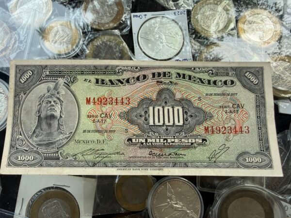 Billete 1000 Pesos 1977 Cuautemoc Chichen-Itza