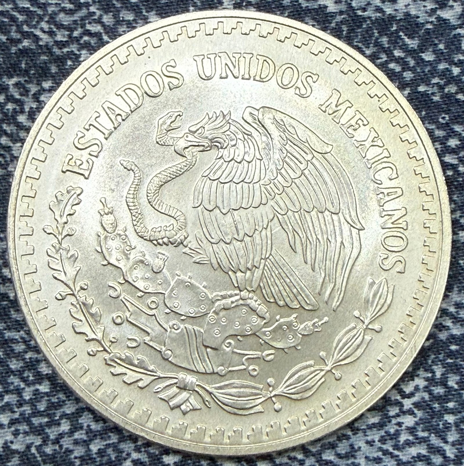 Onza Libertad 1996 Plata 999 | Rara 2 Onza Libertad 1996 Plata 999 | Rara - Image 2