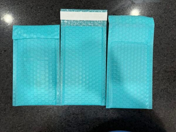 Sobre con burbuja aqua 18x10cm para almacenaje protección autoadhesivo resistencia al agua - Image 3