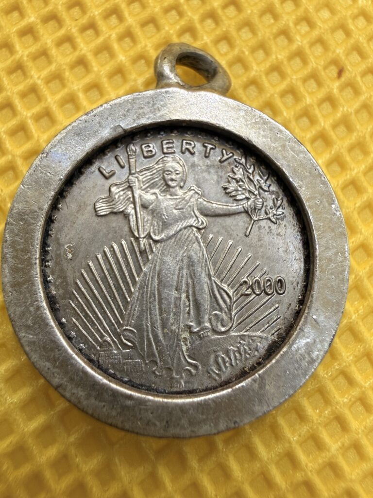 Inicio TodoPrecio.com 2 1/20 Oz. Plata .999 Año 2000 Walking Liberty