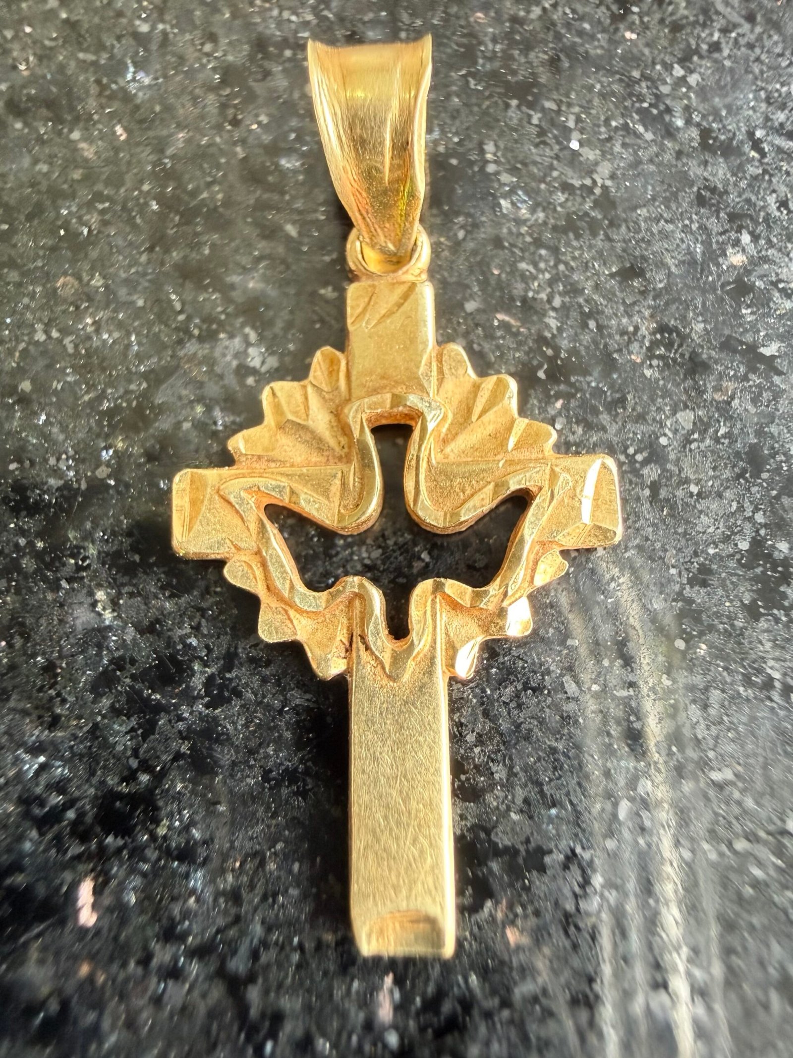 Dije Cruz del Espíritu Santo Oro 14k 1 Dije Cruz del Espíritu Santo Oro 14k