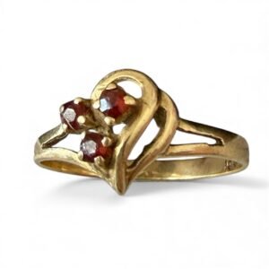 Anillo de Oro 10K Corazón #7 | Piedras Rojas