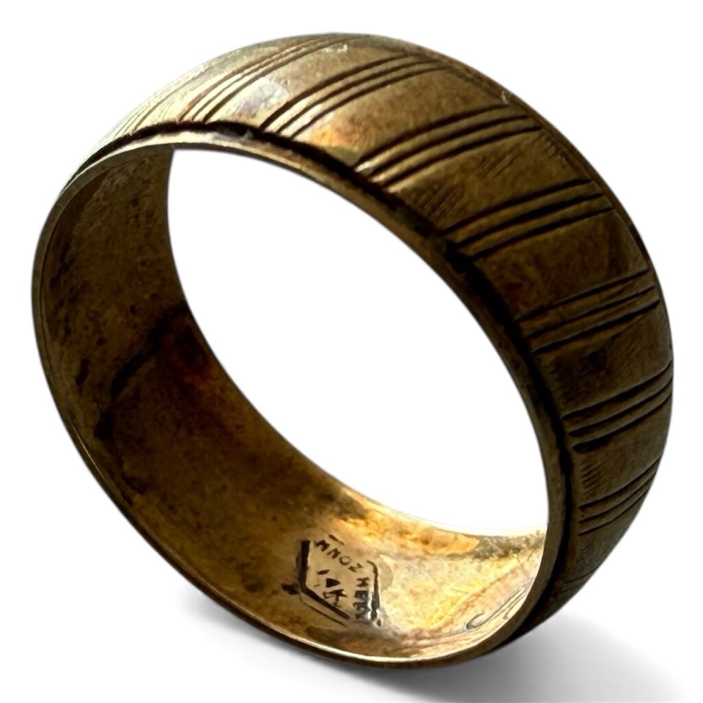 Inicio TodoPrecio.com 2 Anillo de Oro 14K Grabado en Líneas #7