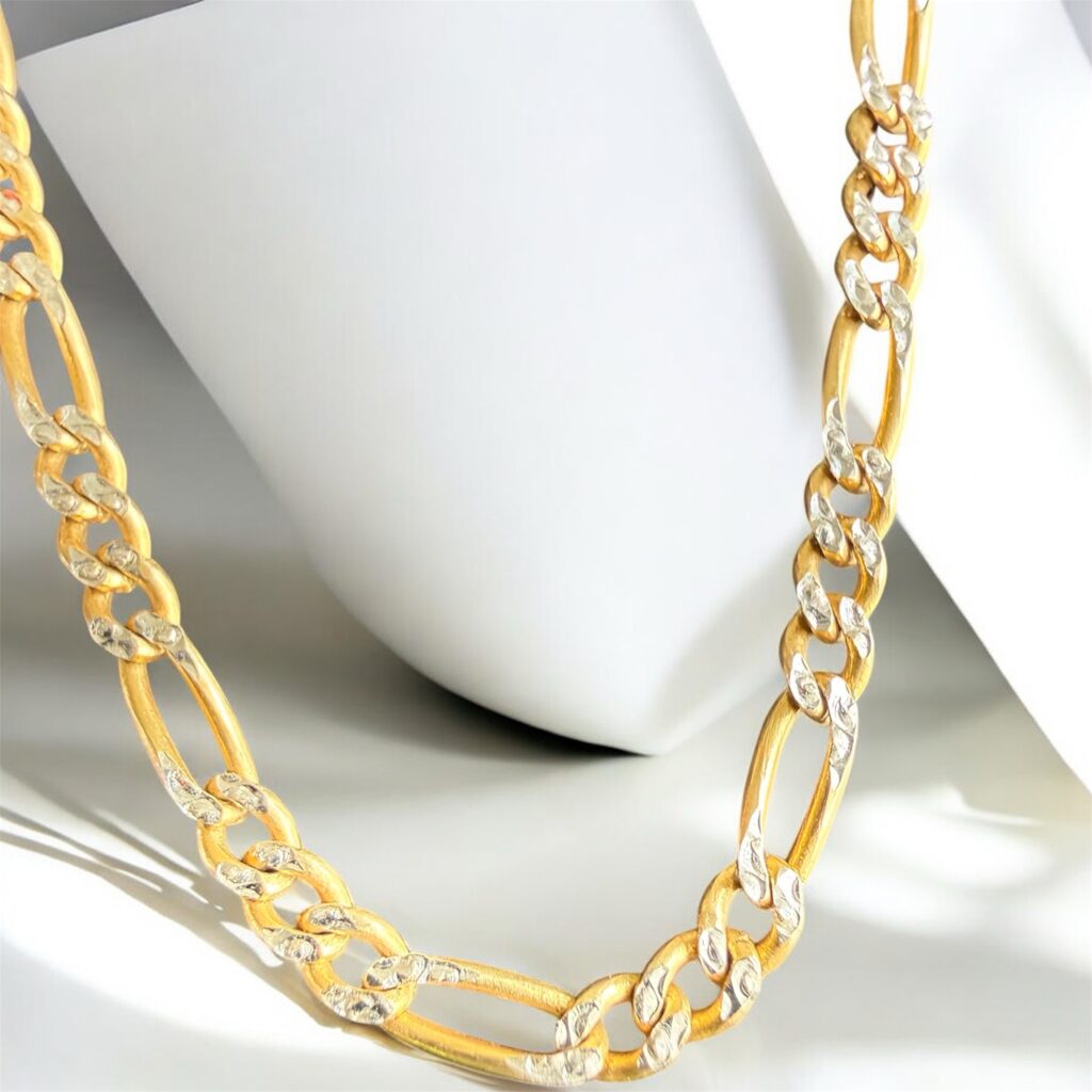 Inicio TodoPrecio.com 34 Cadena Oro Sólido 14K Figaro 3x1 Diamantada Italy | 40 cm x 3 mm | 4.4 g