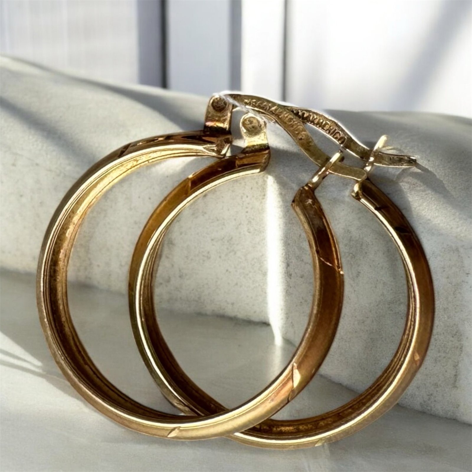 Arracadas de Oro 14K Amarillo 2.5cm x 2.5 cm 4 Arracadas de Oro 14K Amarillo 2.5cm x 2.5 cm - Image 4