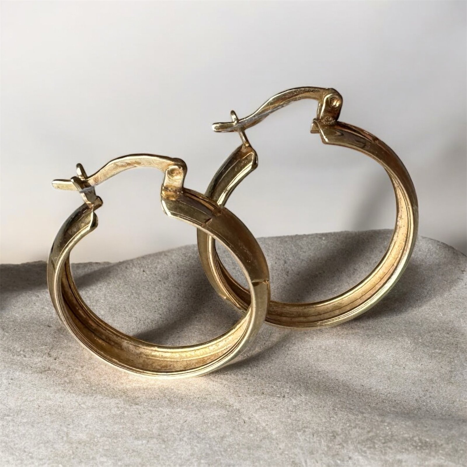 Arracadas de Oro 14K Amarillo 2.5cm x 2.5 cm 2 Arracadas de Oro 14K Amarillo 2.5cm x 2.5 cm - Image 2