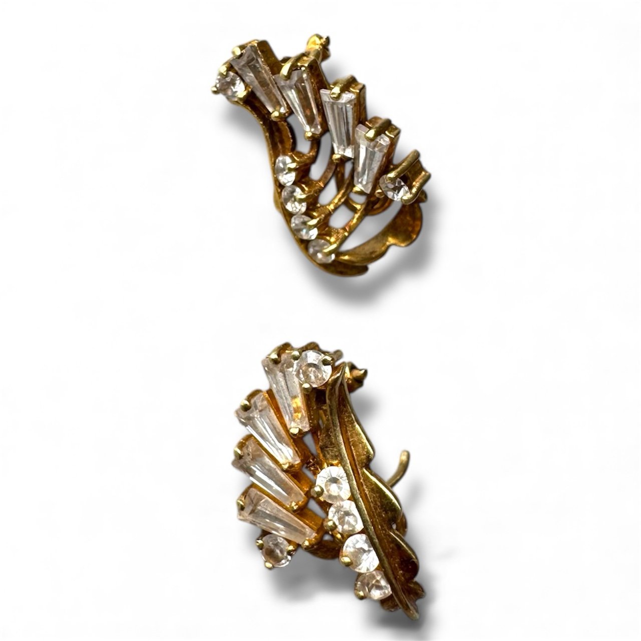 Aretes de Oro 14k con Corte Tipo Baguette – 4.9 g 4 Aretes de Oro 14k con Corte Tipo Baguette – 4.9 g - Image 4