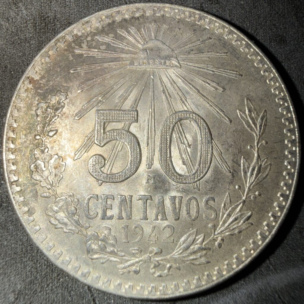 Inicio TodoPrecio.com 28 50 Centavos Resplandor 1942 Plata | Escasa