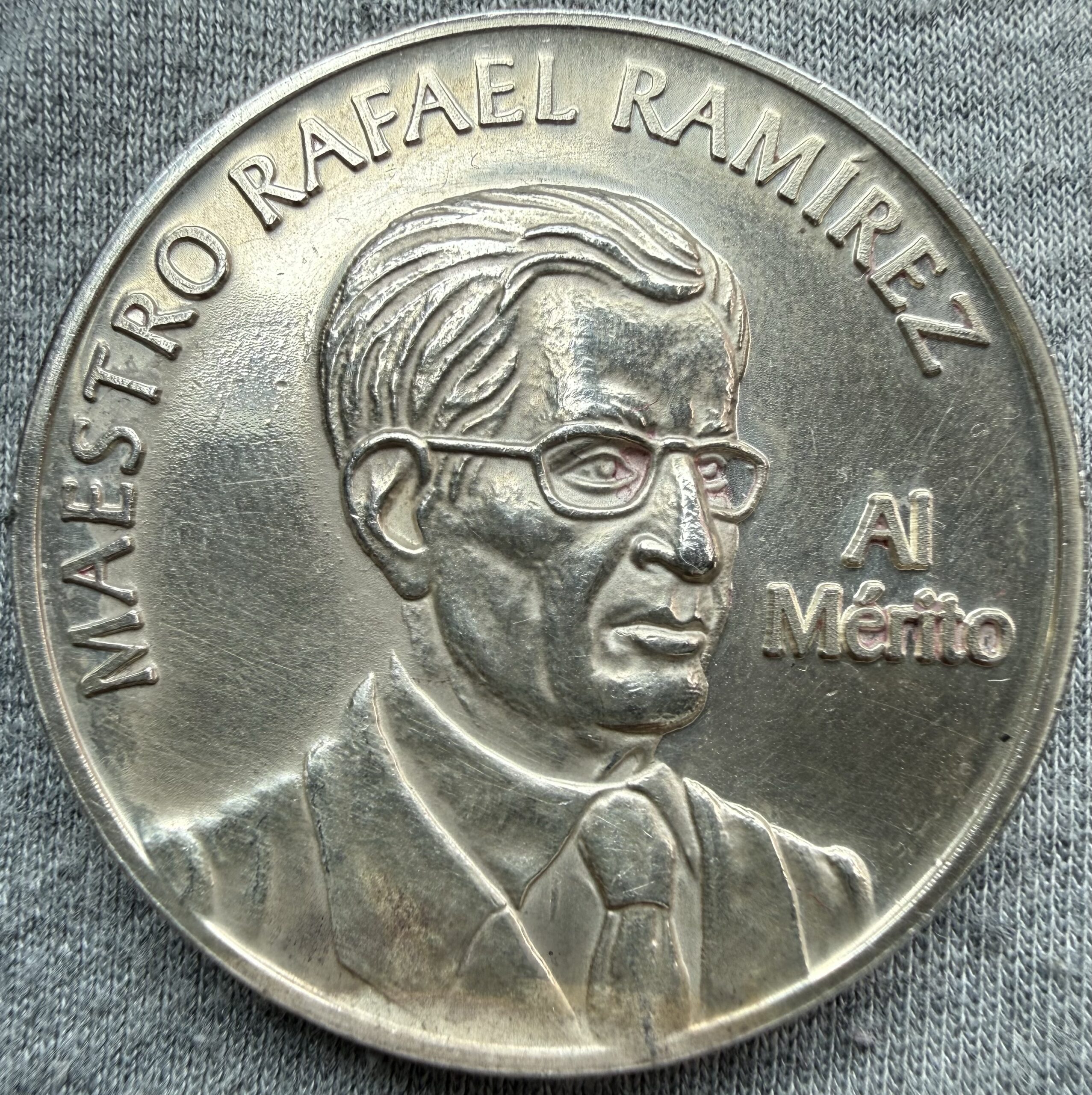 Medalla Maestro Rafael Ramírez Al Mérito | Gobierno del Estado de Tabasco | Plata .999 3 img 7247