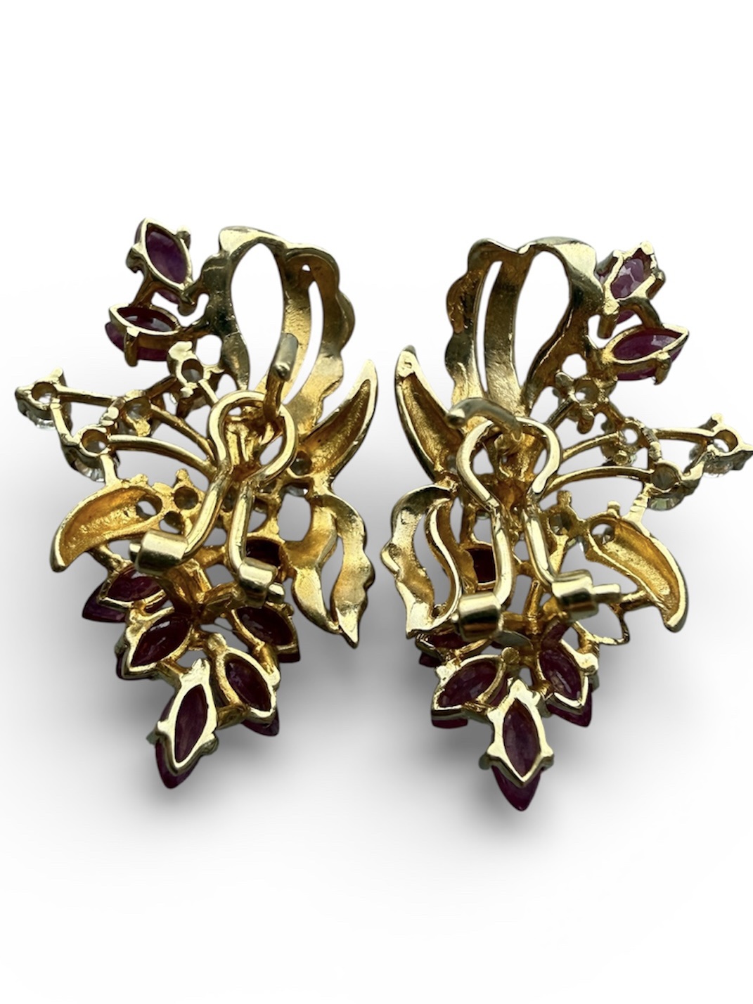 Aretes de Oro 14K con Rubíes y Zirconias | 8.3 Gr. 4 photoroom 20260212 175913