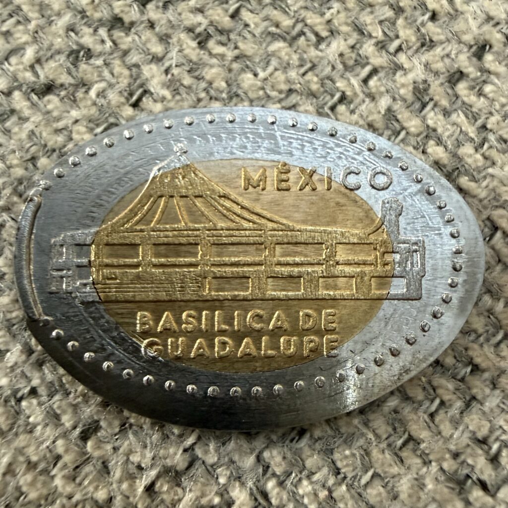 Inicio TodoPrecio.com 50 Souvenir de la Basílica de Guadalupe CMDX México $1 Peso