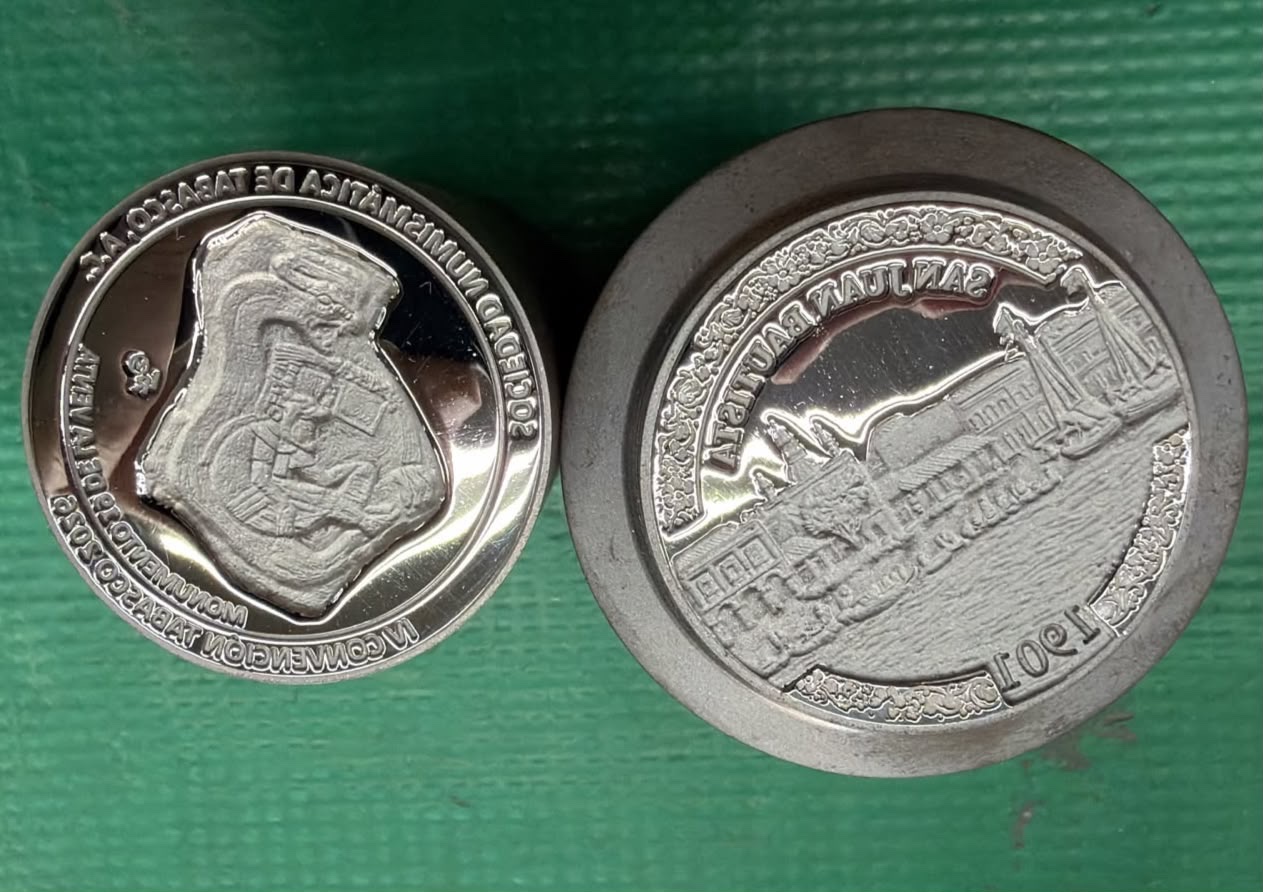 Medalla 4ta Convención Numismatica de Tabasco Plata y Cobre .999 Año 2026 Precolombina INAH 1/30 16 Medalla 4ta Convención Numismatica de Tabasco Plata y Cobre .999 Año 2026 Precolombina INAH 1/30 - Imagen 16