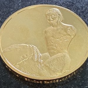 Inicio TodoPrecio.com 7 Medalla Caballero Rampin Bronce Baño Oro 24K 80 g