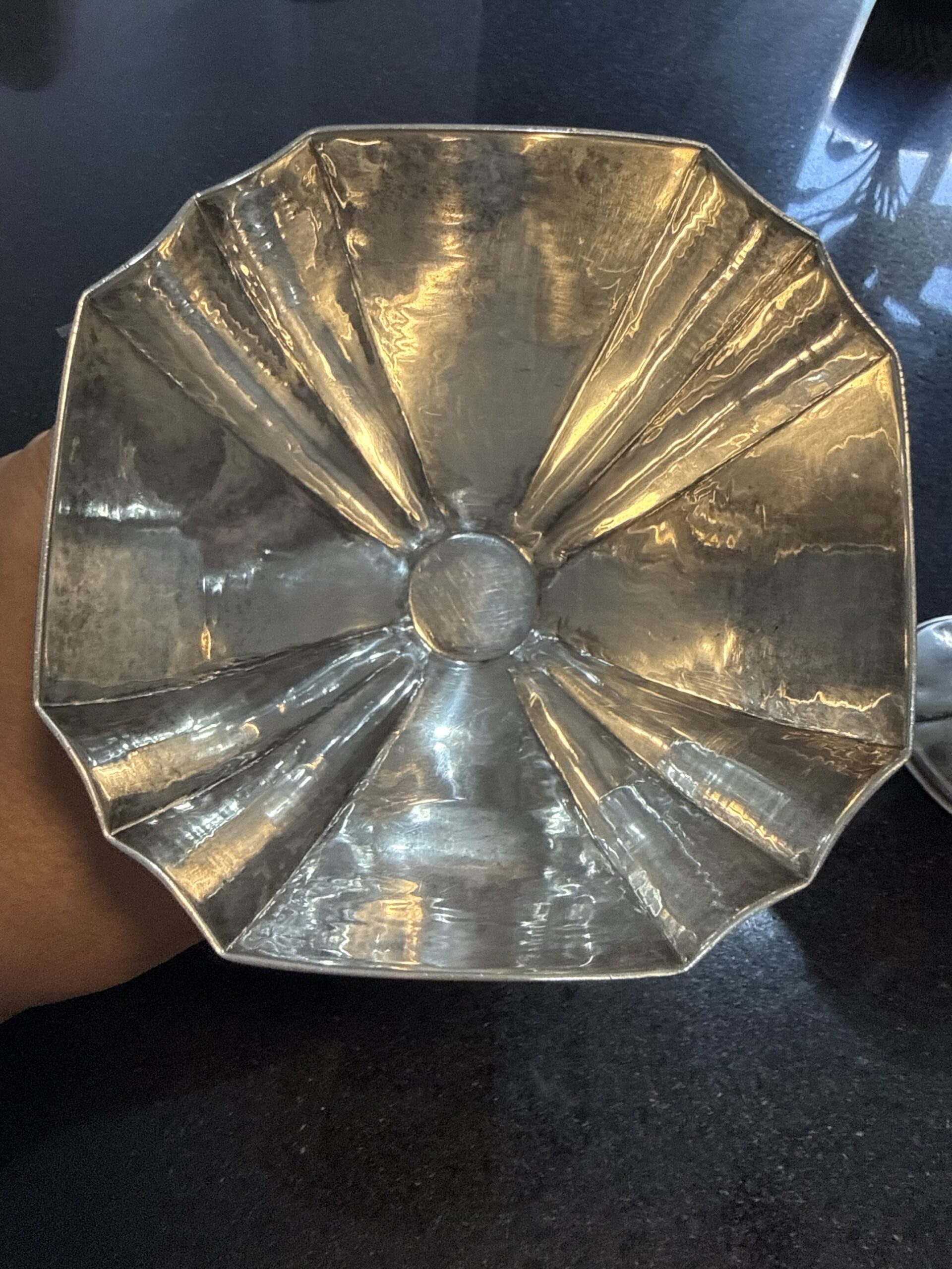 Copa Grial de Plata .925 Hecha en México 279 gr | Plata Maciza 3 Copa Grial de Plata .925 Hecha en México 279 gr | Plata Maciza - Imagen 3