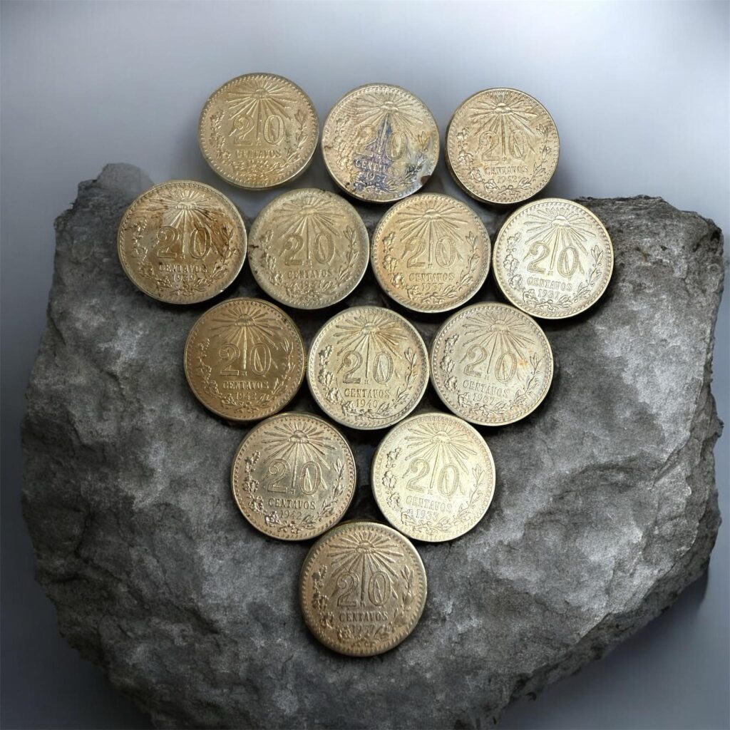 13 Arras 20 Centavos Resplandor Plata .720 Doradas México