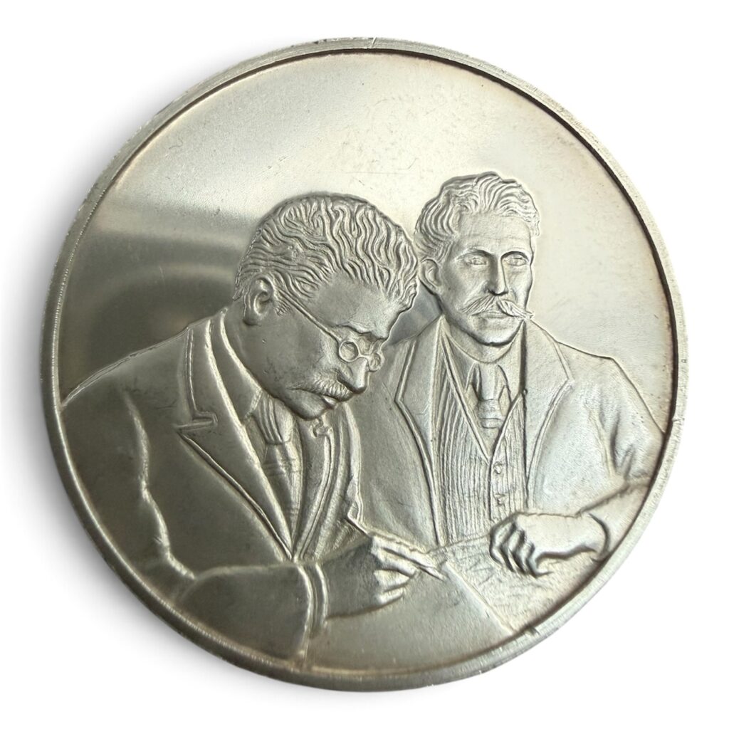 Inicio TodoPrecio.com 6 Medalla 1971 Partido Liberal Mexicano Flores Magón Plata .925