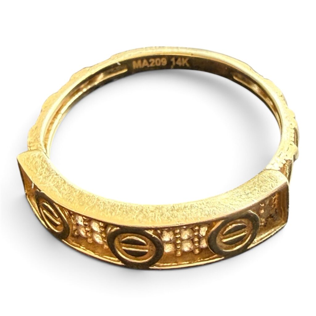 Inicio TodoPrecio.com 6 Anillo de Oro 14K Talla #7.5 | 2.26 g | Diseño de Tornillos