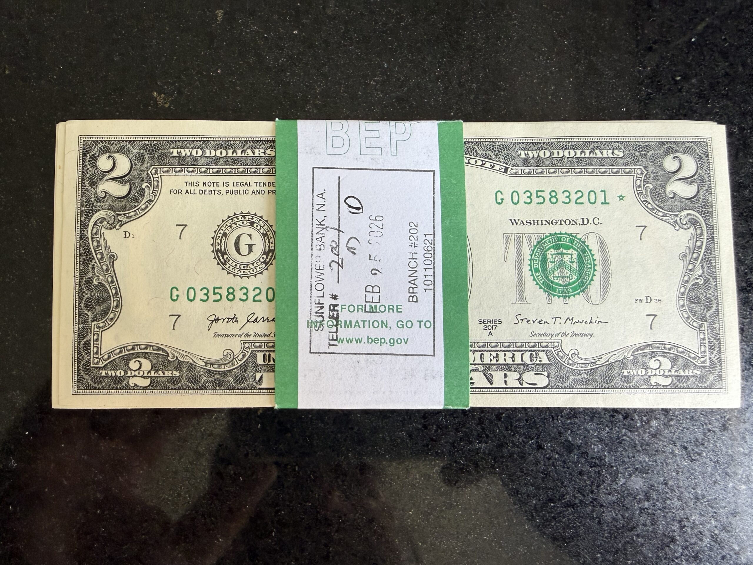Fajilla 100 Billetes $2 Dólares 2017 Secuénciales con Estrella de Reposición UNC ★ 2 Fajilla 100 Billetes $2 Dólares 2017 Secuénciales con Estrella de Reposición UNC ★ - Imagen 2